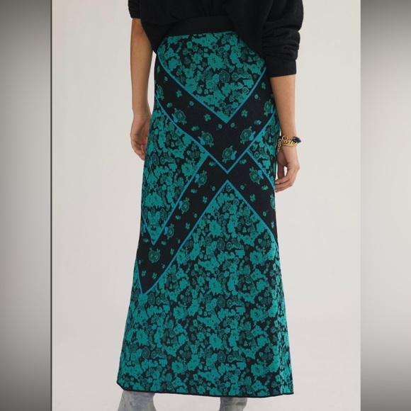 Women’s Eva Franco Anthropologie Floral Heavy Knit Midi Skirt Green Black Sz 28” - Picture 3 of 4